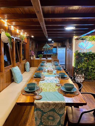 Labuan Bajo Boat Rental | Luxury Private Phinisi Sailing in Komodo island