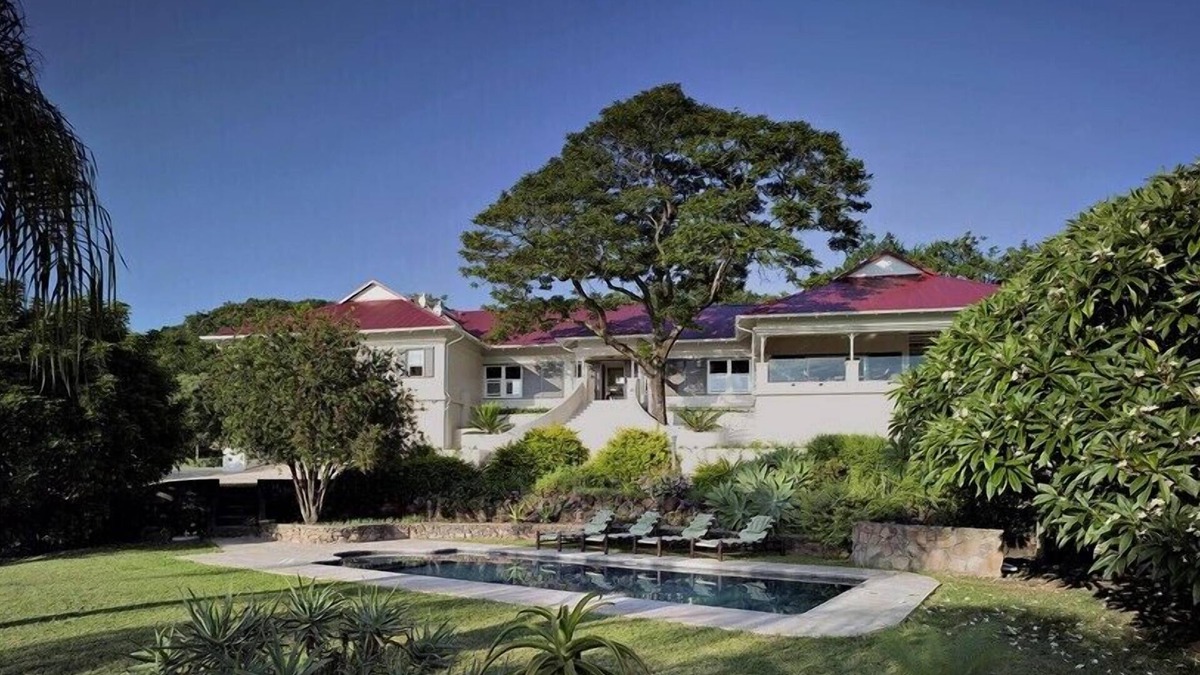 White River Villa | Luxury Private Villa for 6 guests/Fully Catered/20 mins from Kruger Park