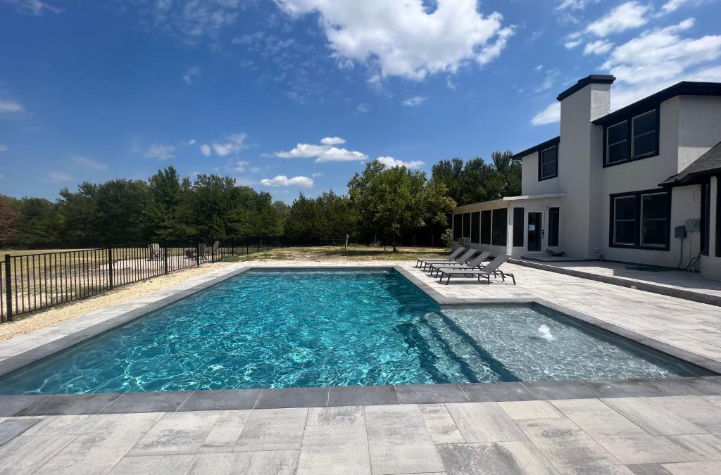 Weston House | Luxury Ranch Retreat With Swimming Pool