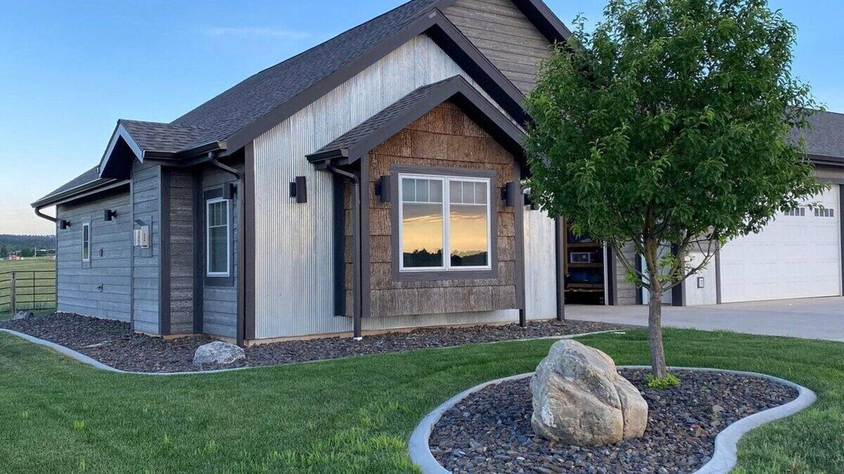 Colonial Pine Hills Other | Luxury Ranch Stay - Horse and Cattle