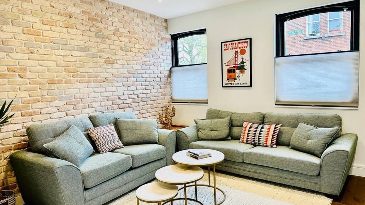 Portobello House | 💚Luxury Redbrick Townhouse, Best area of Dublin city, Parking, Laundry, Patio
