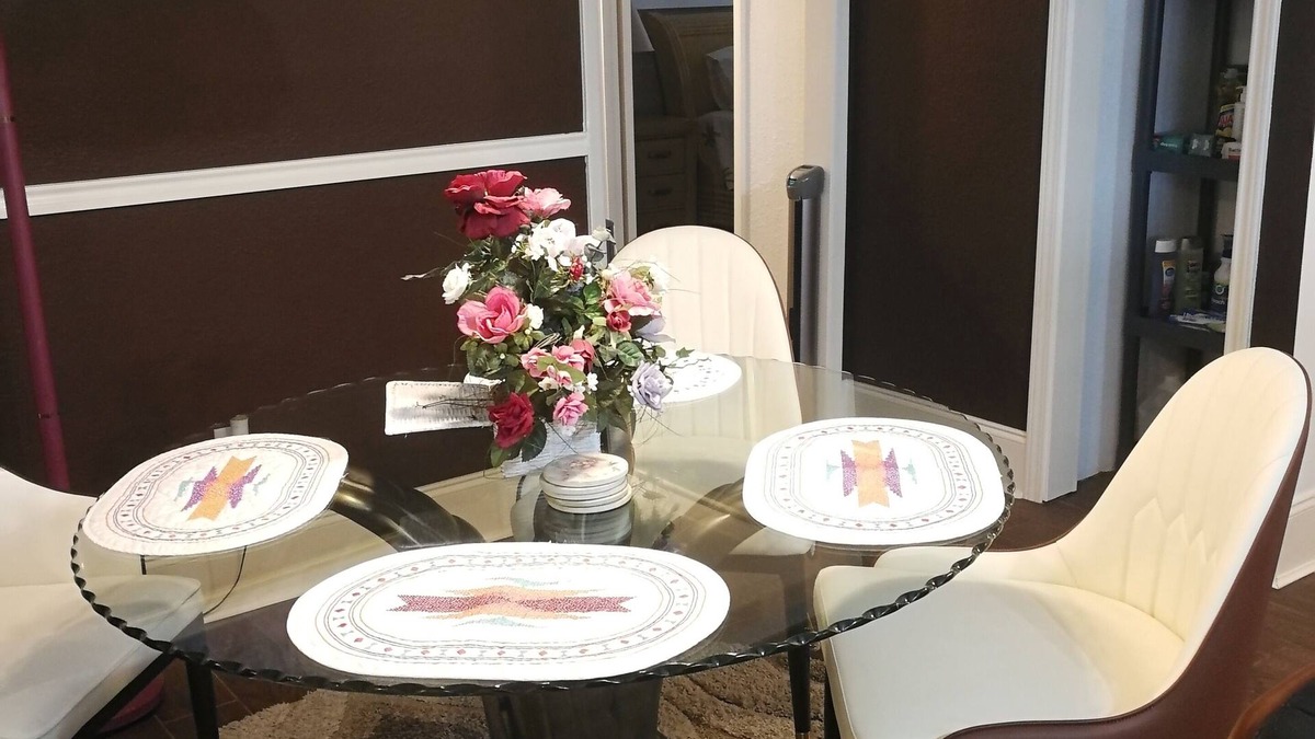 Westchase Condo | Luxury remodeled w/private covered patio, next to biking trail