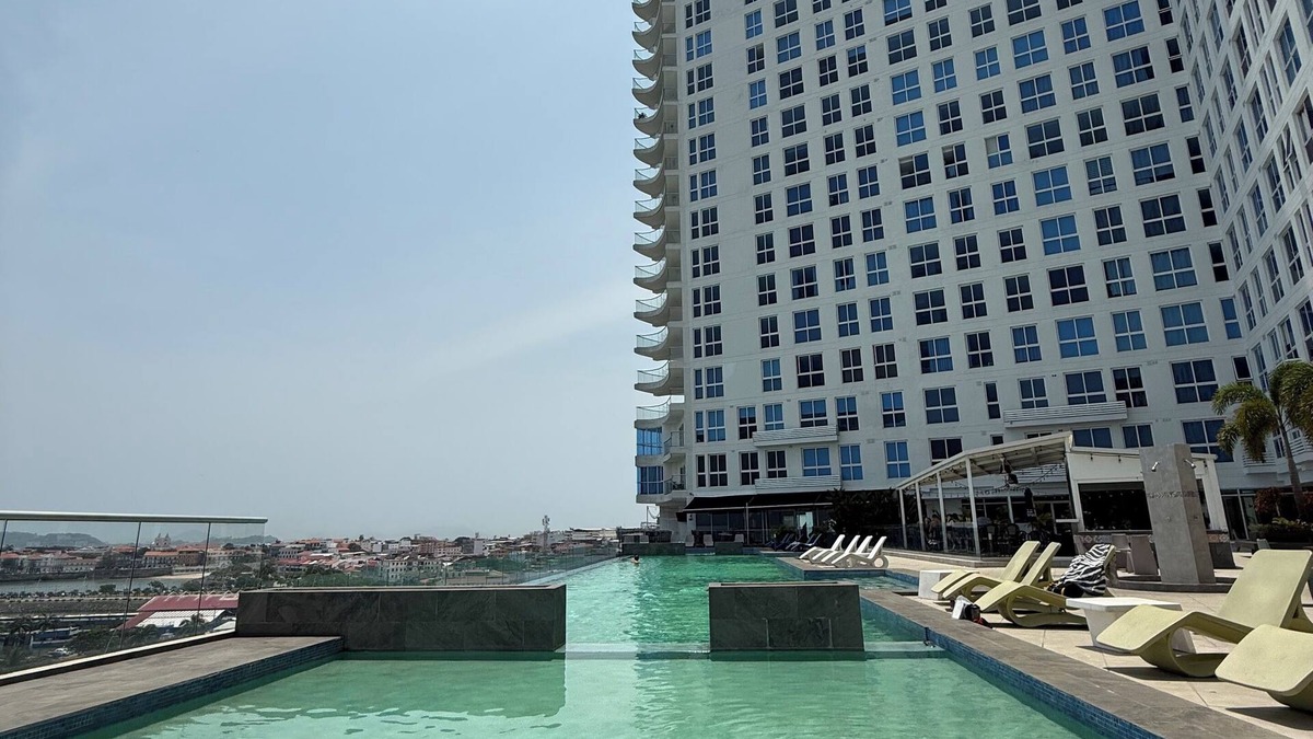 Calidonia Condo | Luxury Rental Condo near Casco Viejo