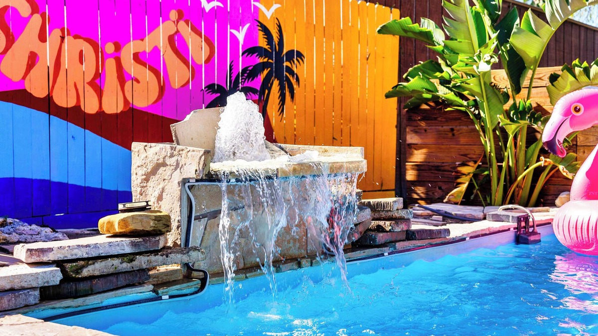 Bay Area House | Luxury Rental | POOL | KING Bed | Serene