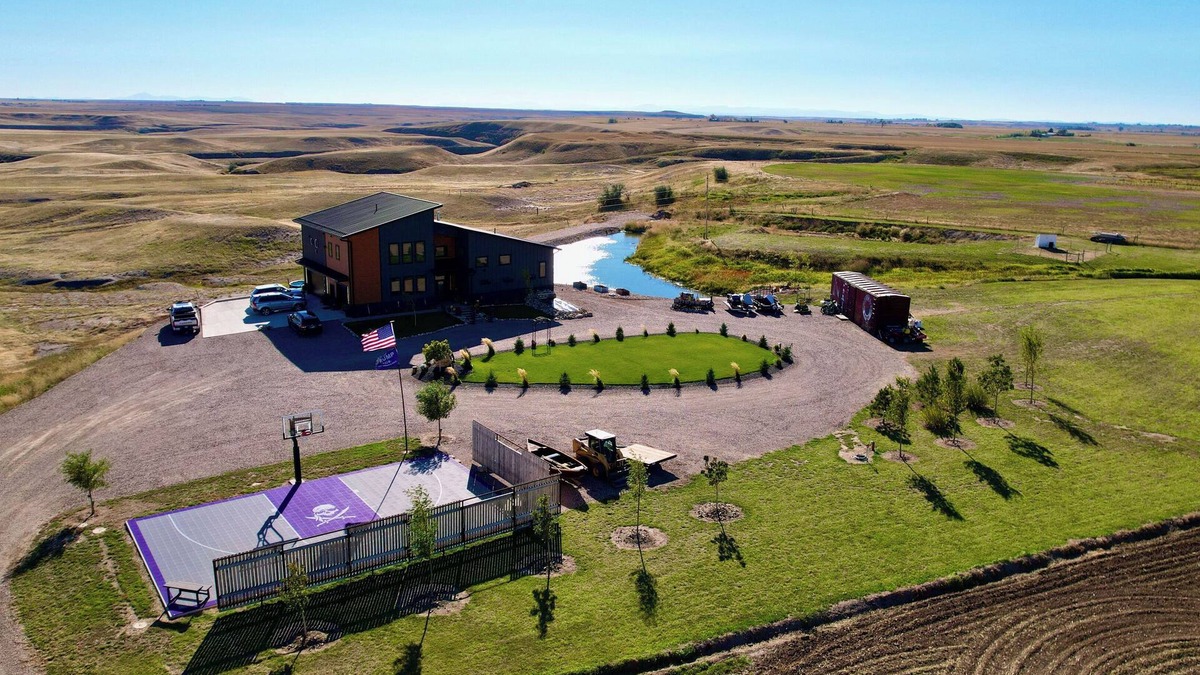 Teton County House | Luxury Resort living in tranquil Country setting.