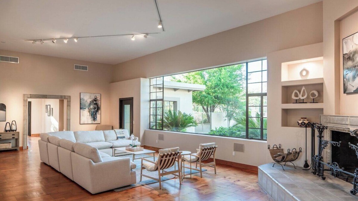 Catalina Foothills Estates House | Luxury/Resort Style "Joesler" Catalina Foothills