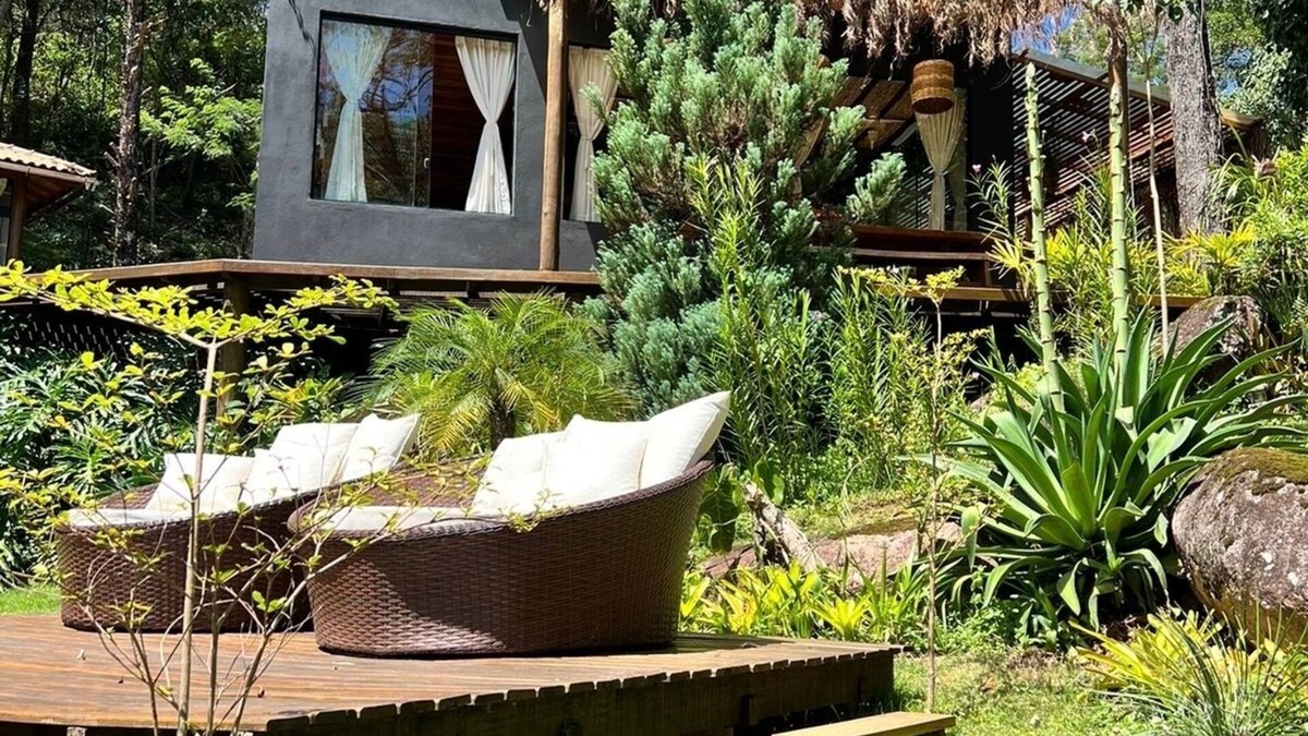 Itamonte House | Luxury Retreat in Lush Nature in the Mantiqueira Mountains