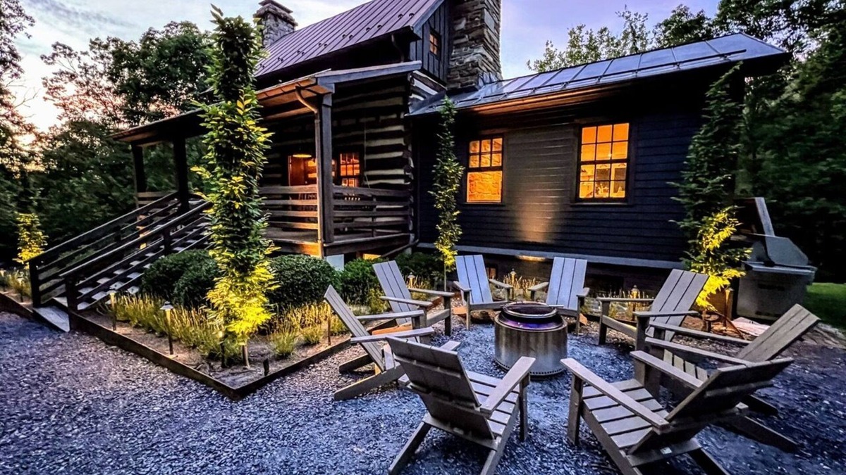 Fishers Hill Cabin | Luxury Retreat in the Shenandoah Valley w/Hot Tub & 6 Passenger ATV
