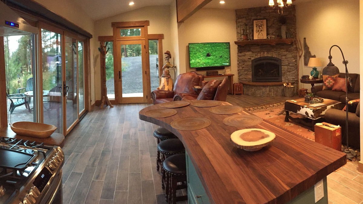 New Meadows House | Luxury Retreat on 13 Secluded Acres With Spa Just Outside McCall
