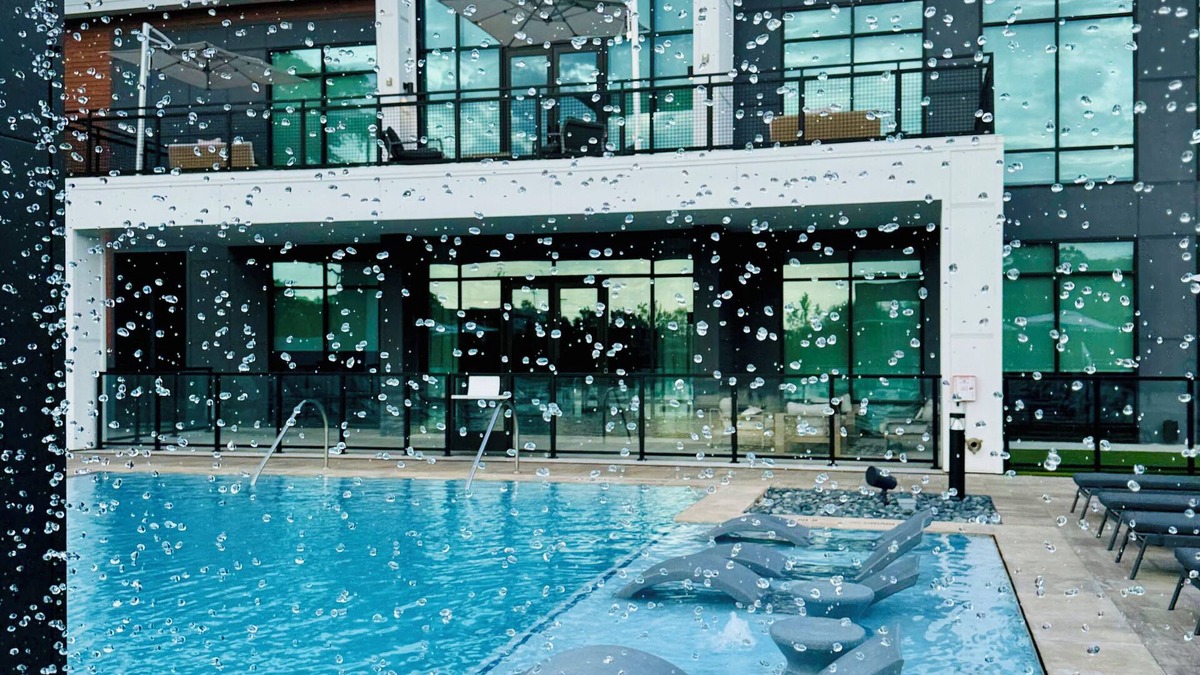 McNeil Condo | Luxury Retreat + Resort Pool
