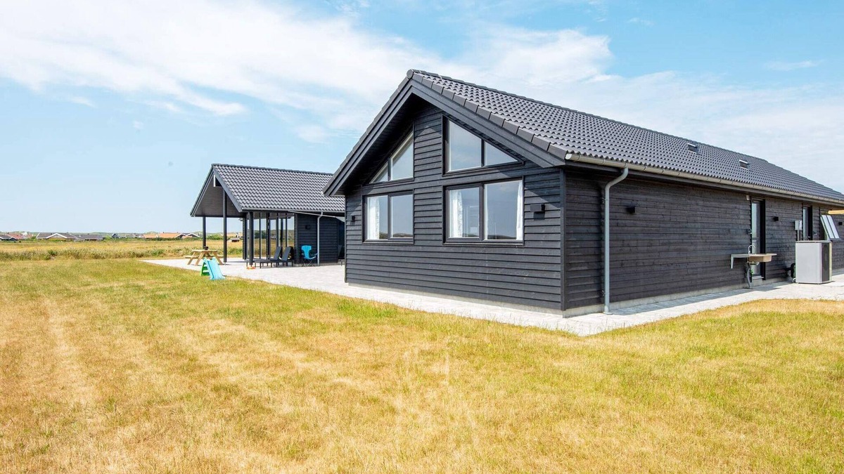 Harboore House | Luxury Retreat with Pool - By Traum Ferienwohnungen