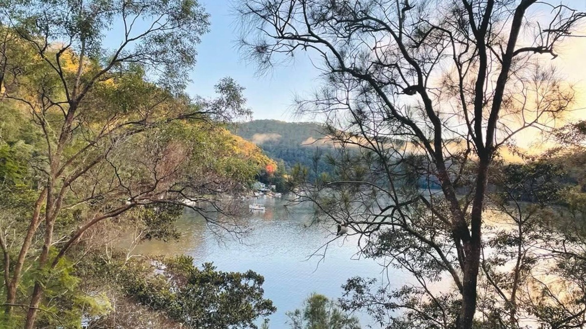 Sydney Cabin | Luxury River Cabin, Hawkesbury River, Berowra Waters, NSW
