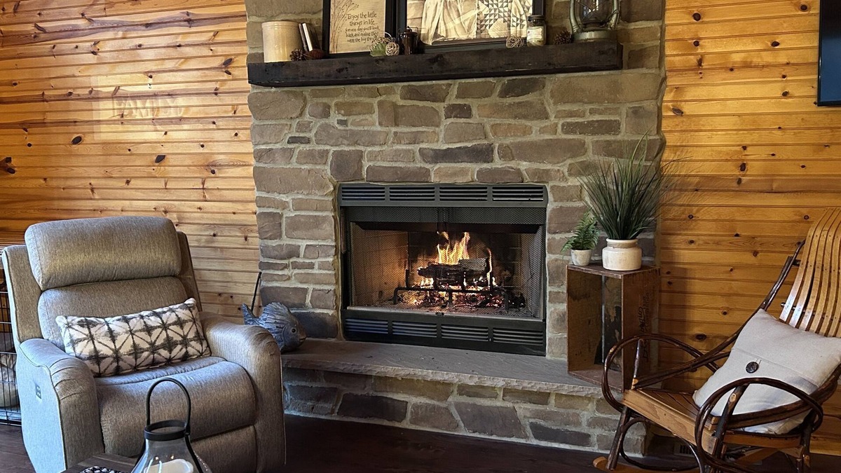 Everett House | Luxury Riverfront Home w/Fireplace, Cargo Lift, Kayaks, Firewood, Fenced Area