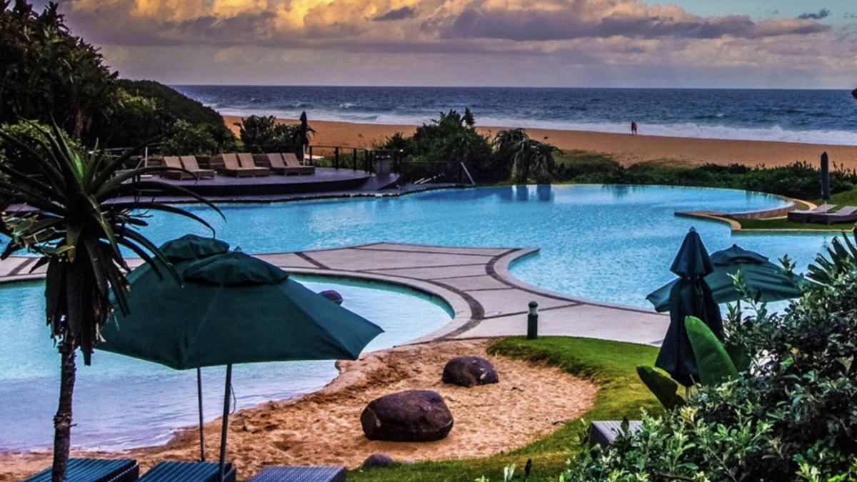 Ballito Villa | Luxury Romantic Balinese Styled Ocean View Villa (Sleeps 10 People)