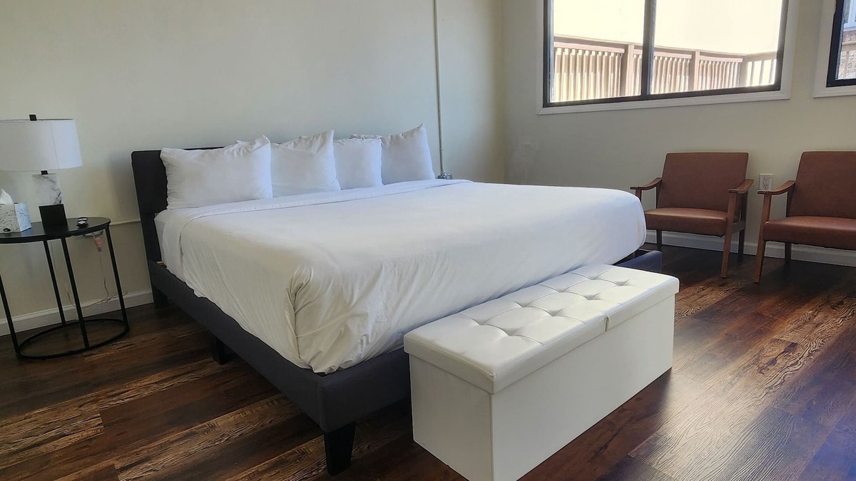 Old City Apartment | Luxury Rooftop Unit with Stunning Views & Prime Location