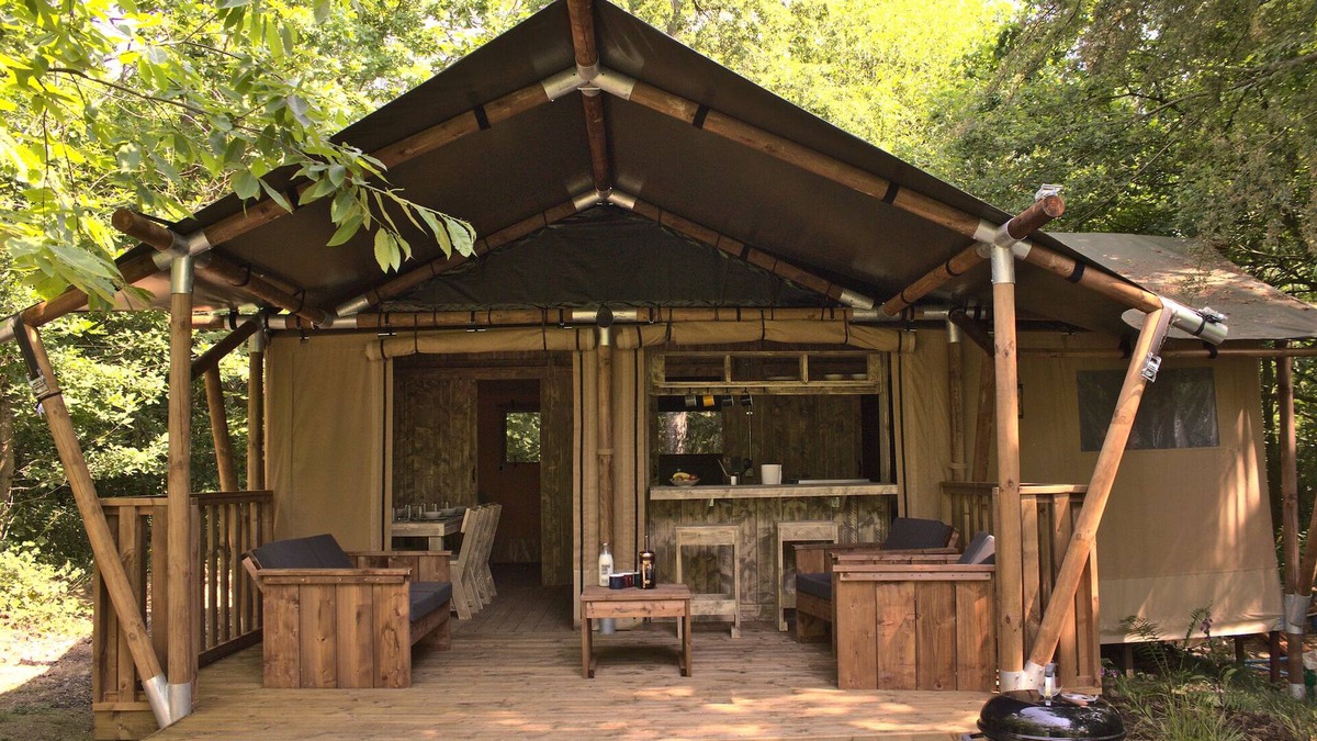Acton Scott Cabin | Luxury Safari Tent with Hot Tub