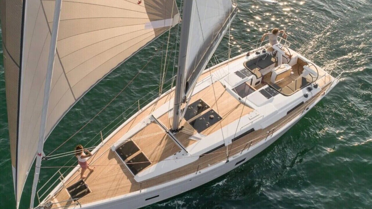 Pogerola Boat Rental | Luxury Sailing Tour – Amalfi, Capri & Hidden Coves with Skipper