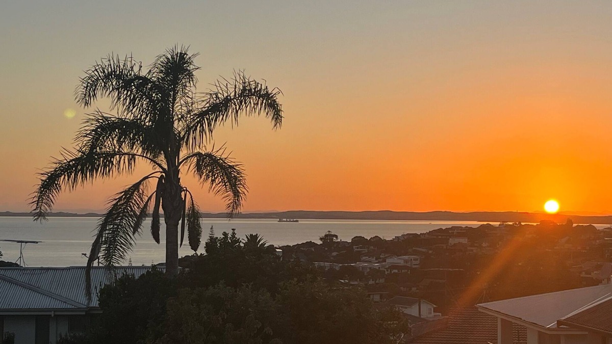 Mairangi Bay Villa | Luxury Seaside Village Resort
