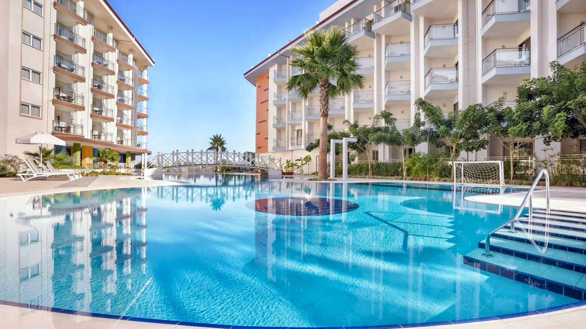 Kusadasi City Centre Resort | Luxury Serviced Apartment in Kusadasi, Turkey - Perfect for Short or Long Stays!