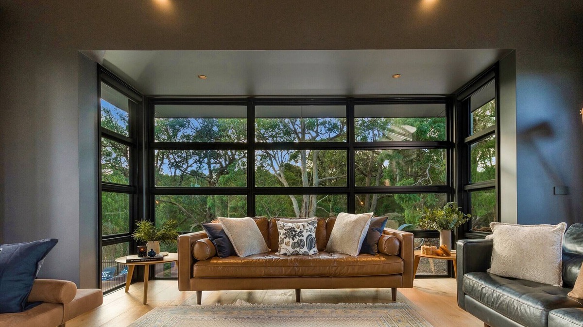Shoreham House | Luxury Shoreham Property Coastal/Rural Views & Pool, Close to Wineries & Beach