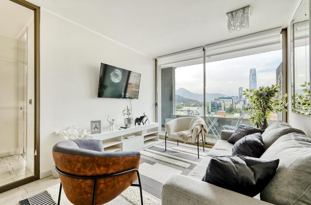 Santiago Apartment | Luxury Silver 3D Parking & Wifi