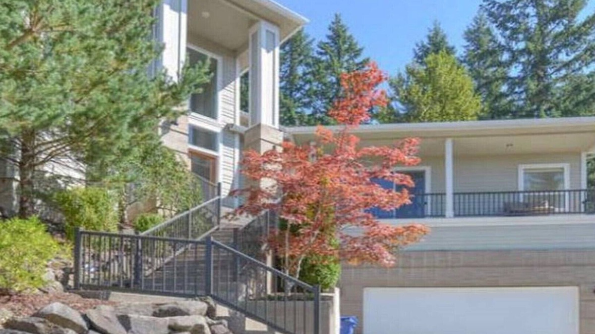 Happy Valley House | Luxury Smart System Enabled Home on the Hill with Beautiful View