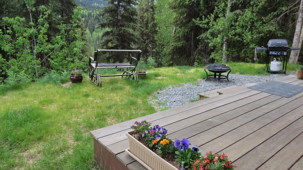 Cooper Landing Apartment | Luxury Space with Wilderness Views