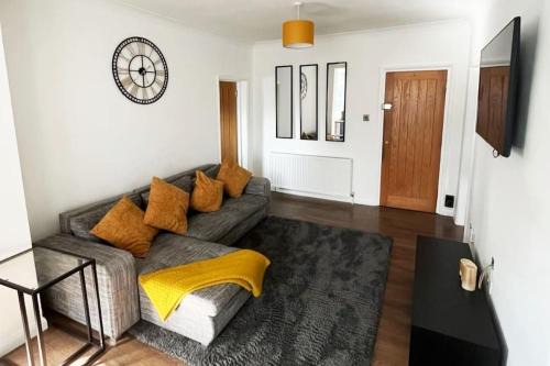 Selhurst Apartment | Luxury, Spacious 1 Bedroom Flat