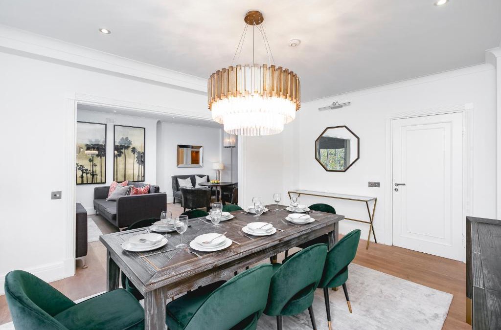 St. Johns Wood Apartment | ' Luxury & Spacious AirConditioned 4 Bed 4 Bath Apartment '