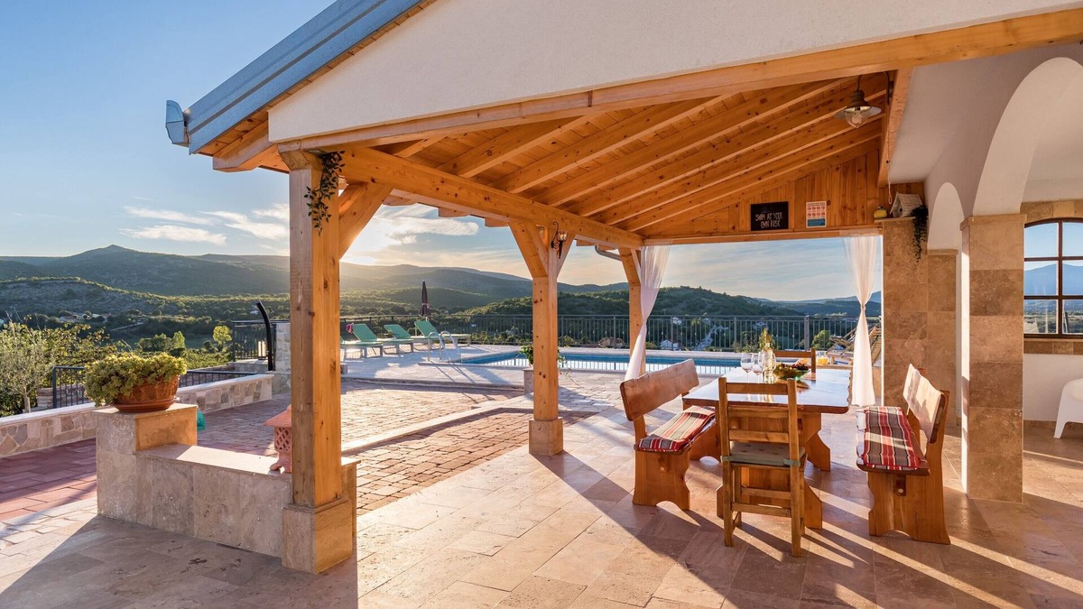 Ruzic Villa | Luxury spacious villa with pool & magnificent view