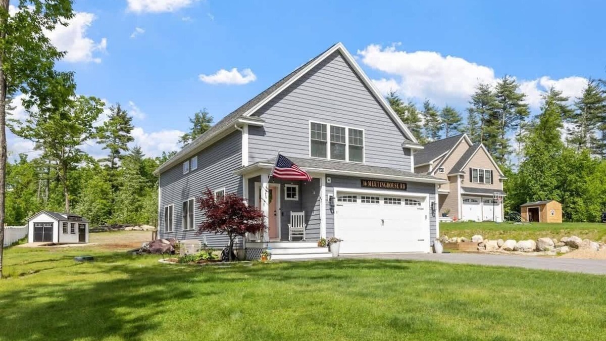 Barrington House | Luxury Stay – Chef’s Kitchen & Entertainment Space