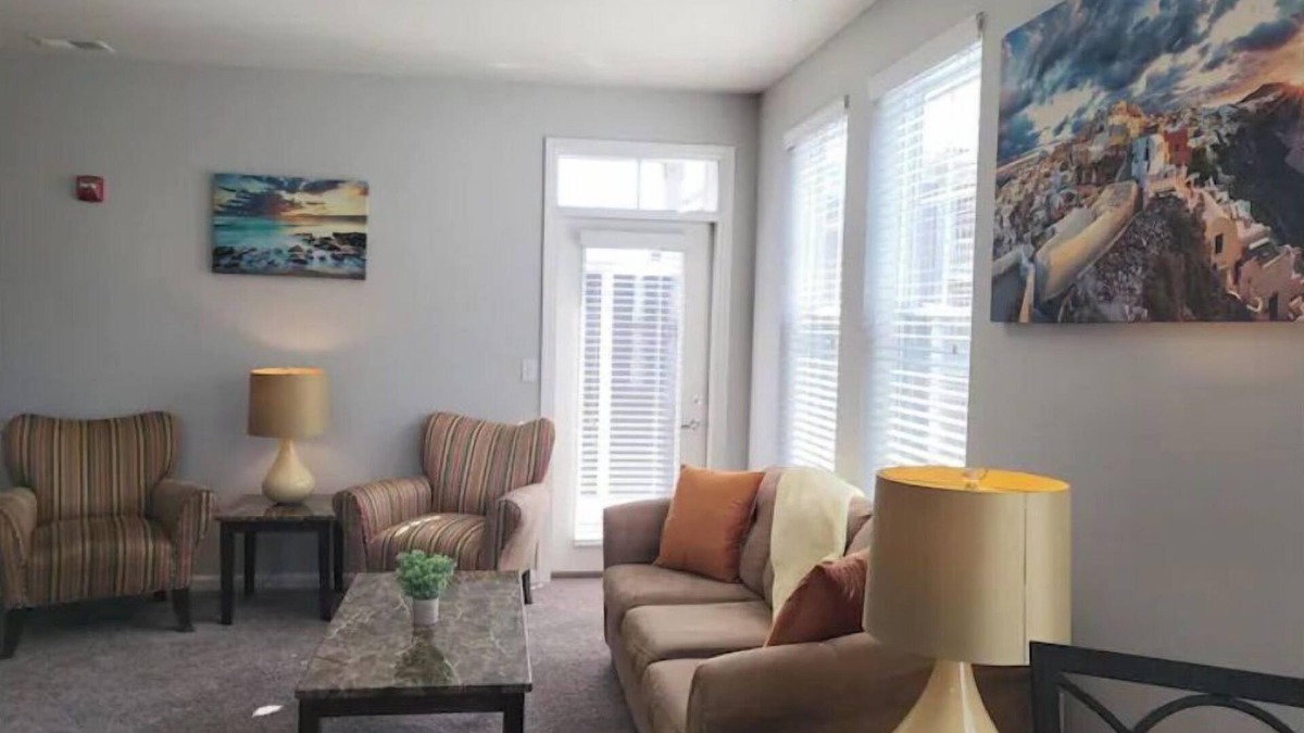 Saint Marys  Allen County Apartment | LUXURY STAY in a SPACIOUSLY LAVISH 1BR, 1BA.
