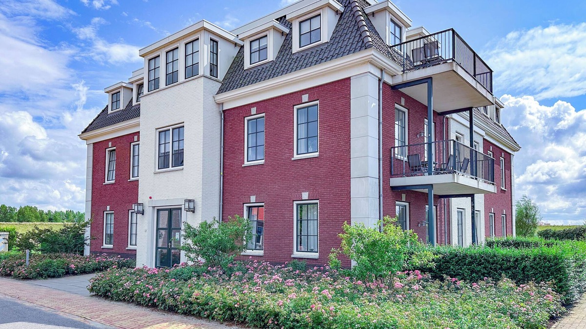 Colijnsplaat Apartment | Luxury stay with sauna, spa-bath near the beach