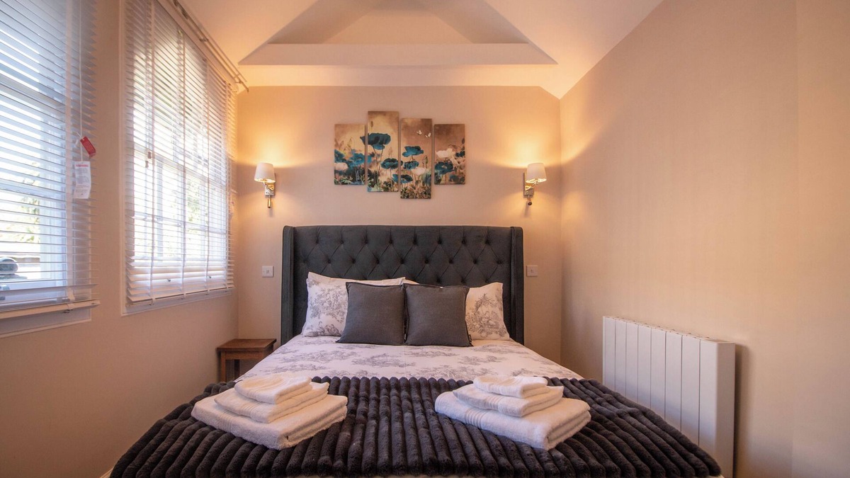 Herne Bay Apartment | Luxury studio | Heart of Herne Bay | 300m from beach