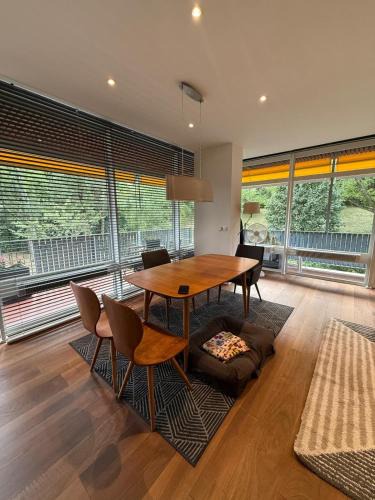 Busserach Apartment | Luxury Studio near UN and Palexpo