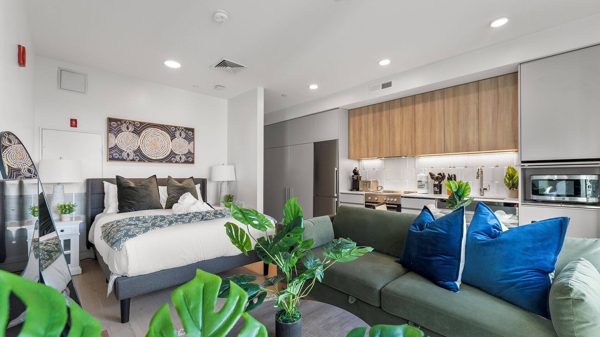 Seaport District Apartment | Luxury Studio Next to Broadway 3632