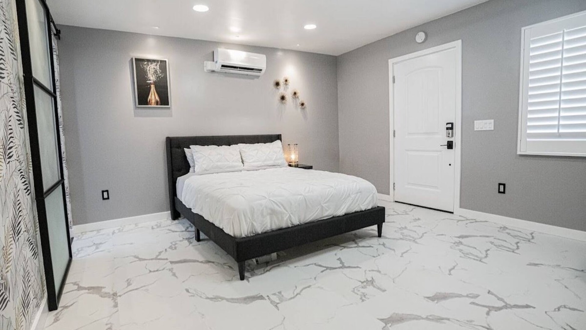 Yucaipa Condo | Luxury Studio