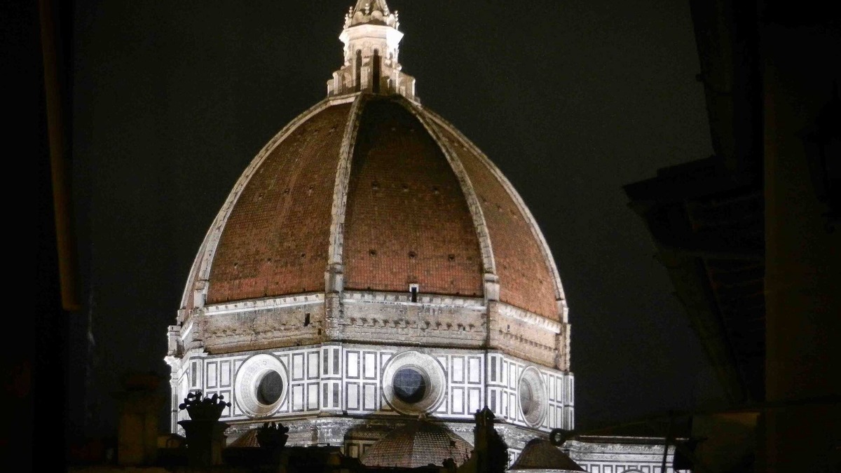Duomo Apartment | Luxury - Stunning Duomo view - 1033 SqFt- Elevator Accessible - ozone sanitated