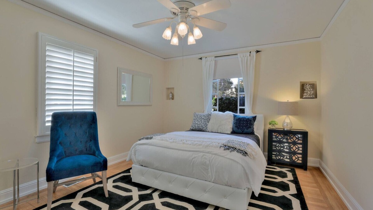 Burlingame Hills House | Luxury Suite minutes from SFO Airport -Self Check-IN