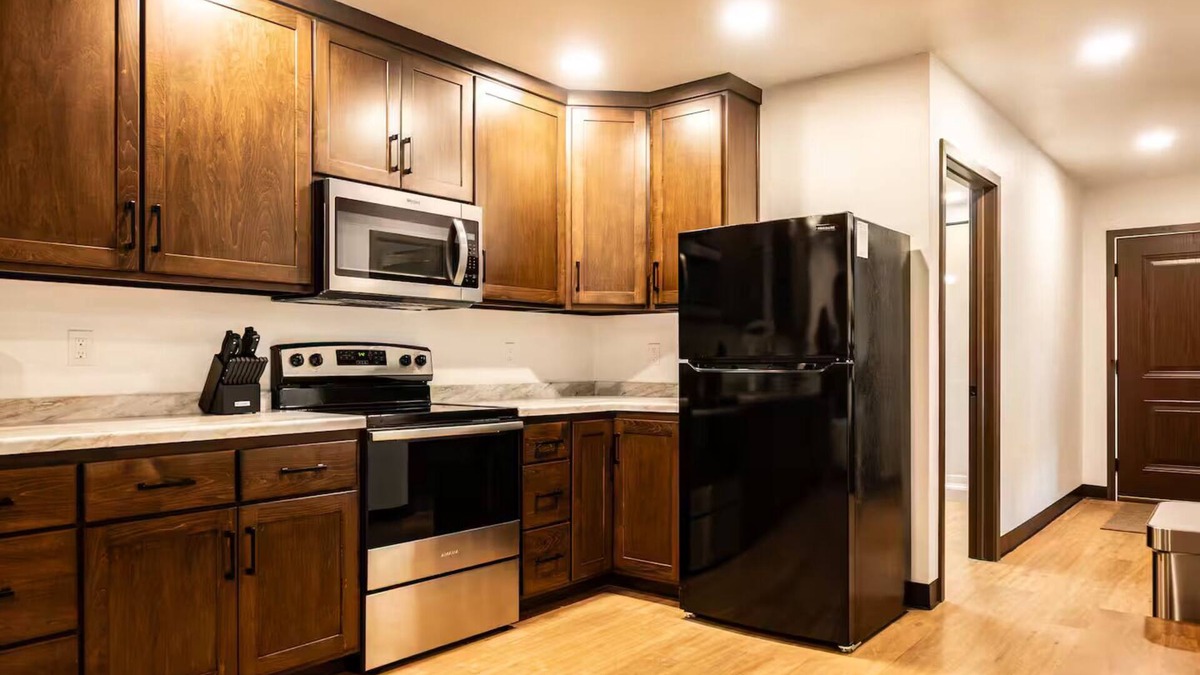 Brillion Apartment | Luxury Suites #1
