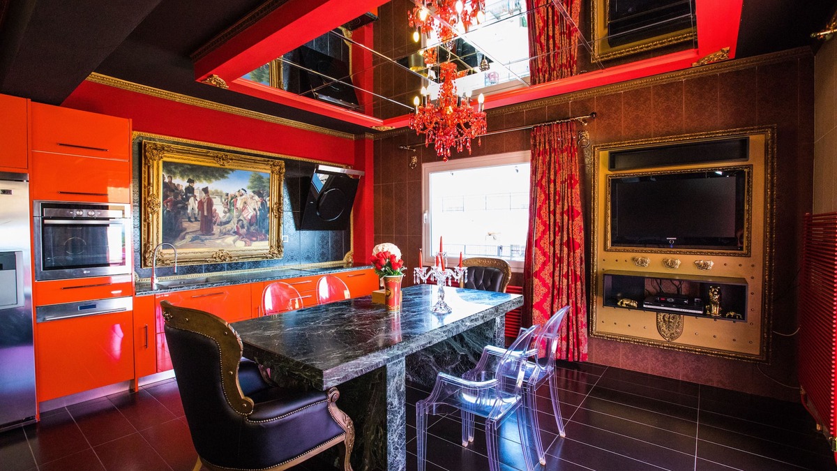 Drama Apartment | Luxury Suites