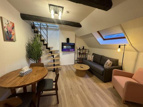 Antwerp Apartment | Luxury Suites Royal by Rikas Hotels
