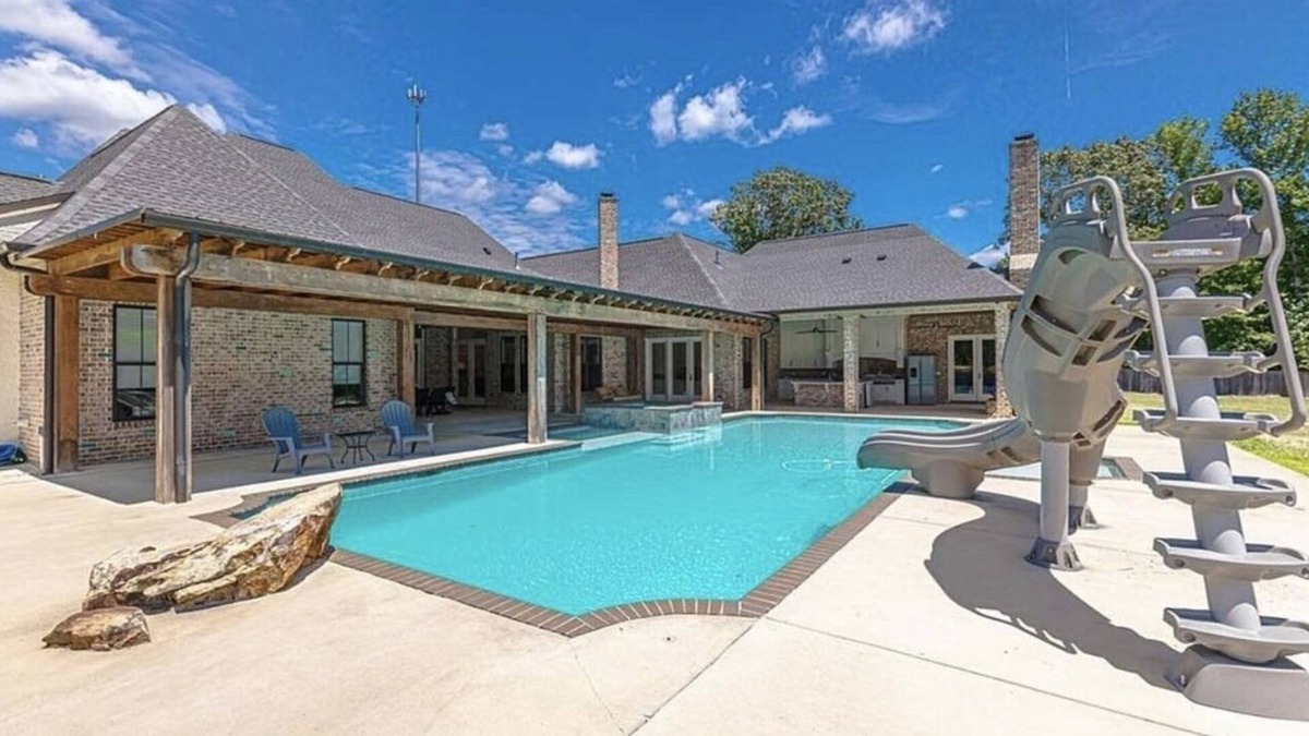 Brandon House | Luxury suites