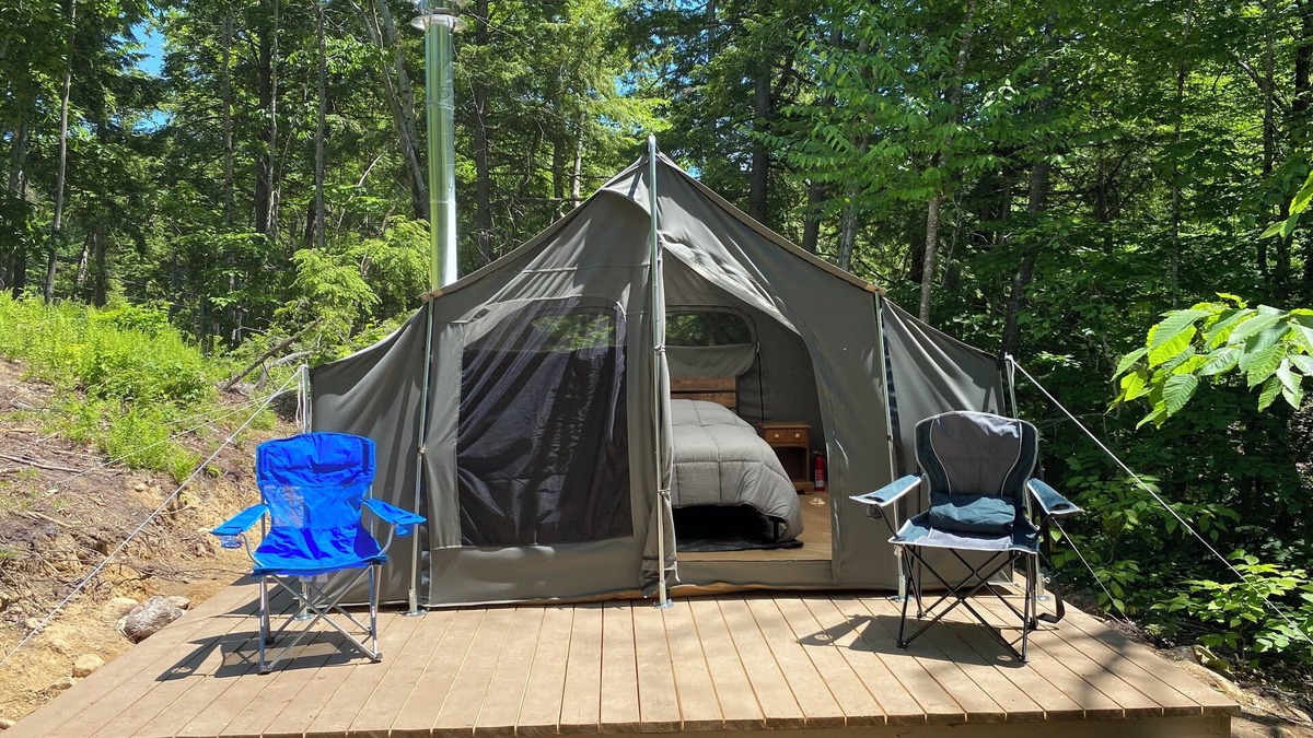 Wakefield RV Rental | Luxury Tent in New Hampshire-Tail-Tuckaway
