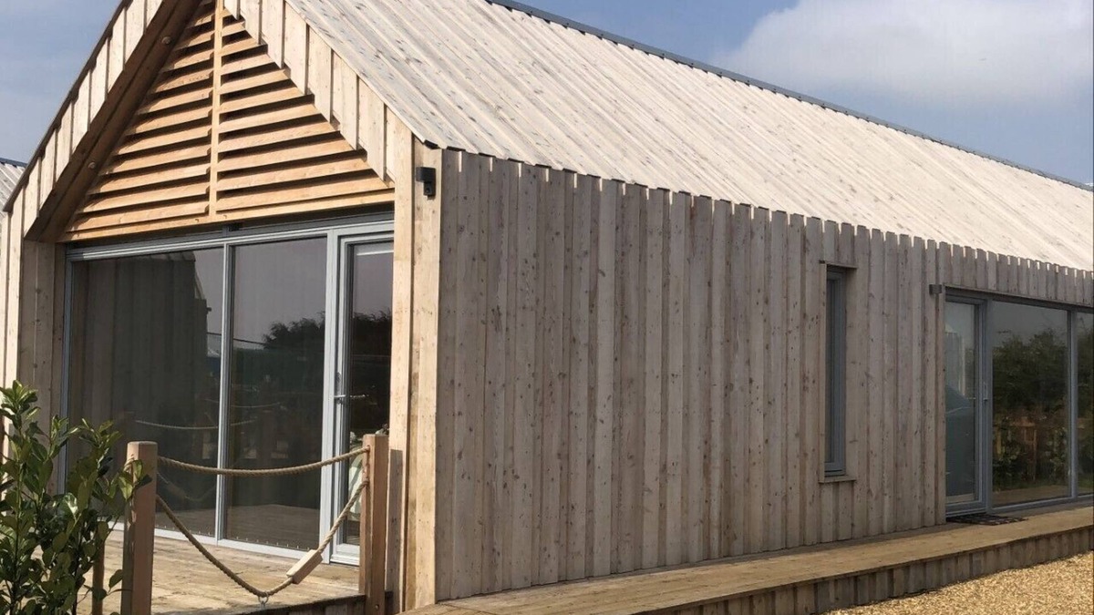Ringstead Cabin | Luxury Timber Clad Eco-Lodge 5 miles from the Norfolk Heritage Coast