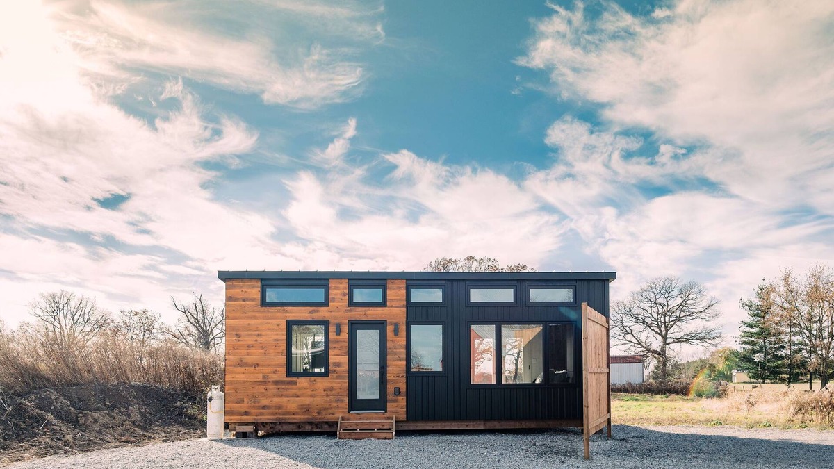Winona Cabin | Luxury Tiny Home at the Farm - Botanical Oasis