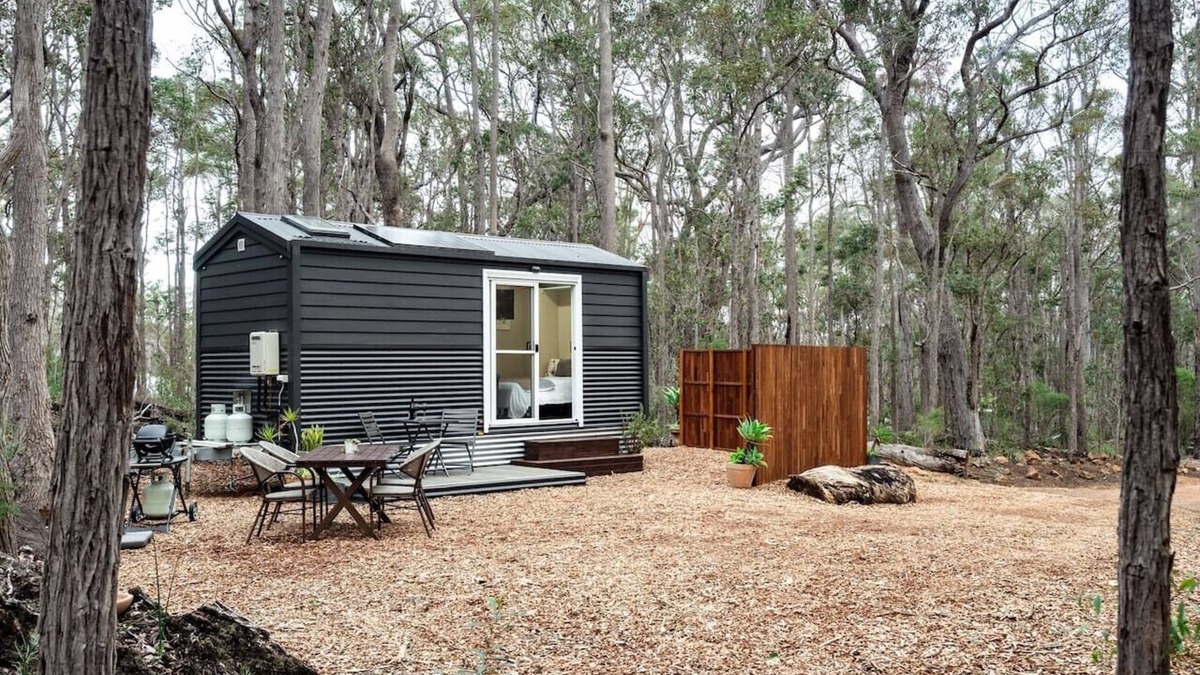 Rosa Glen House | Luxury Tiny Home Forest Escape