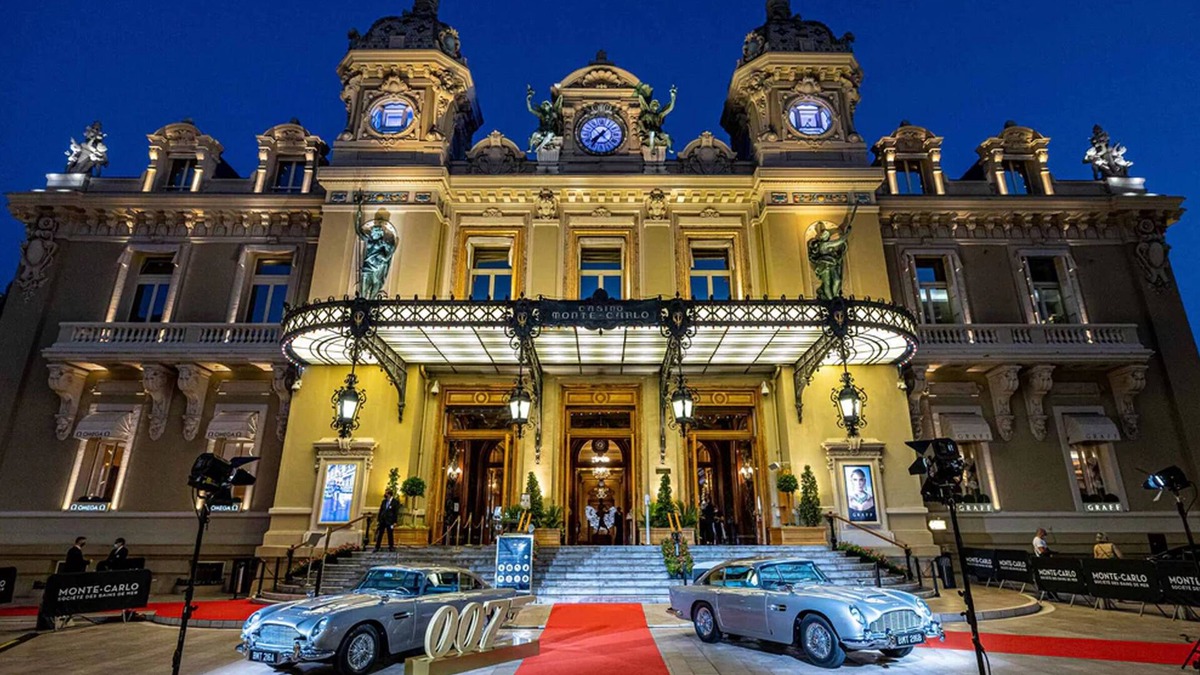 Beausoleil Apartment | Luxury top floor apartment overlooking Monte Carlo.