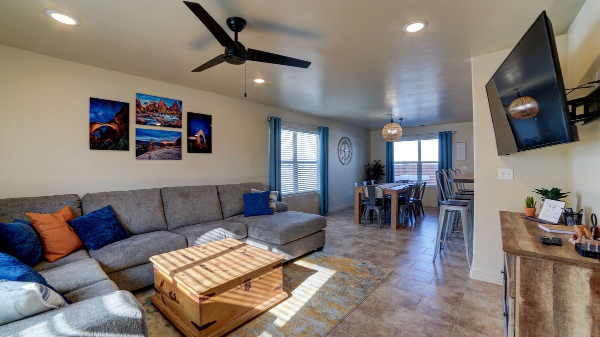 Moab South Valley House | Luxury Townhome in Moab with POOL Hot Tub WI-FI KING BED