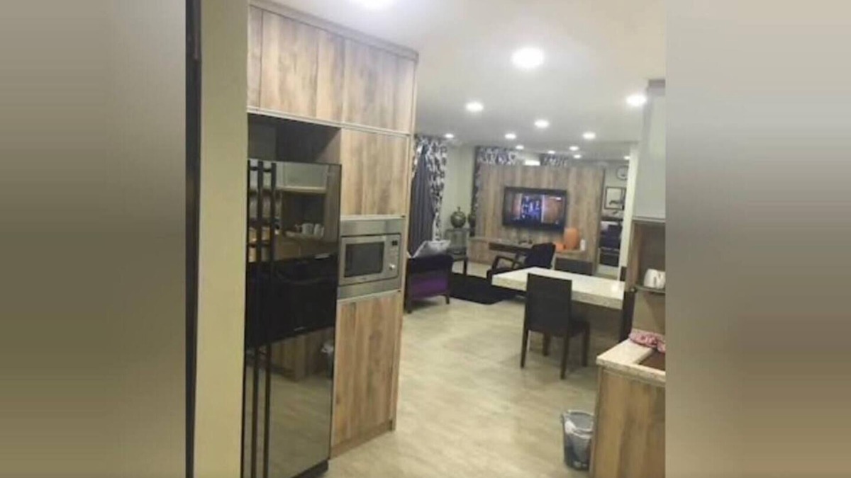 Seri Kembangan House | Luxury TownHouse @ Serdang